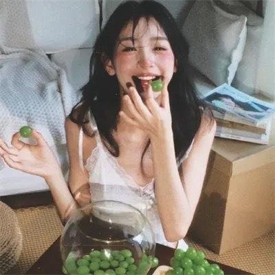 船上没有桅杆