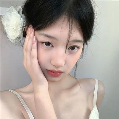 巨蛇闯女校