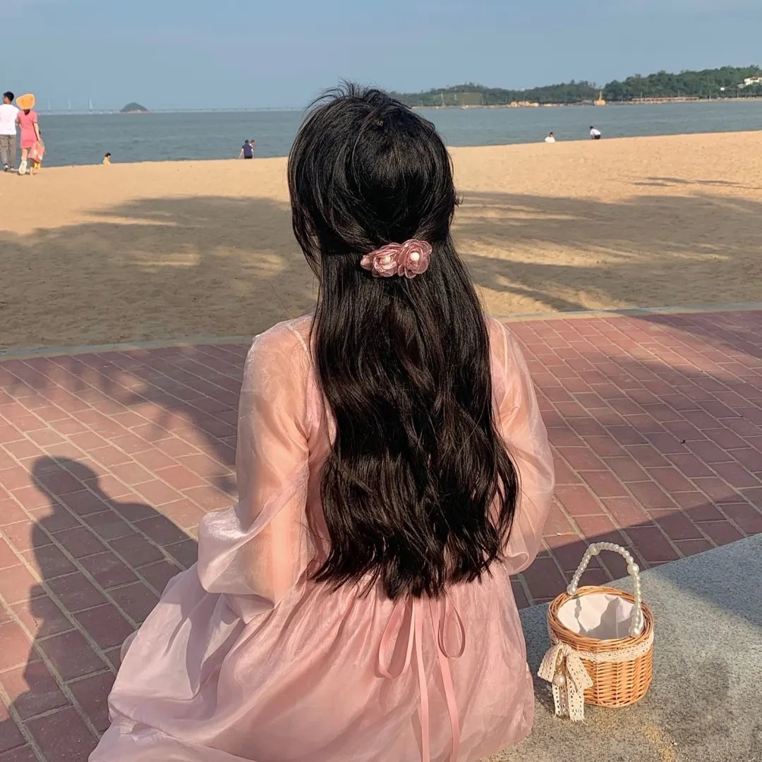 时尚大师圣罗兰